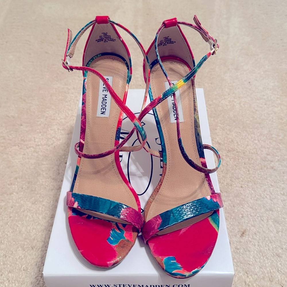 Sassy strapping sandal